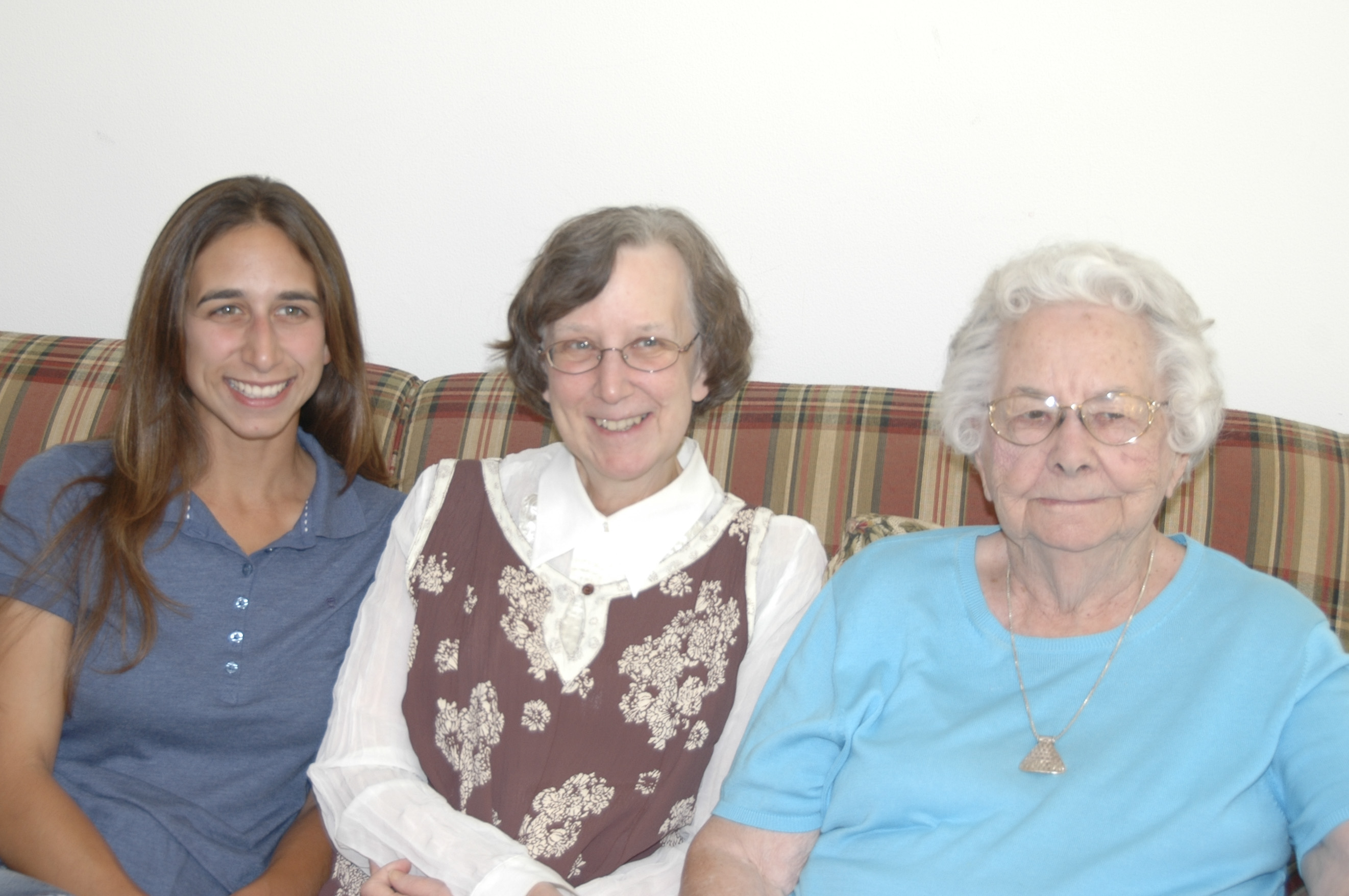 Anaka, Linda, Edith