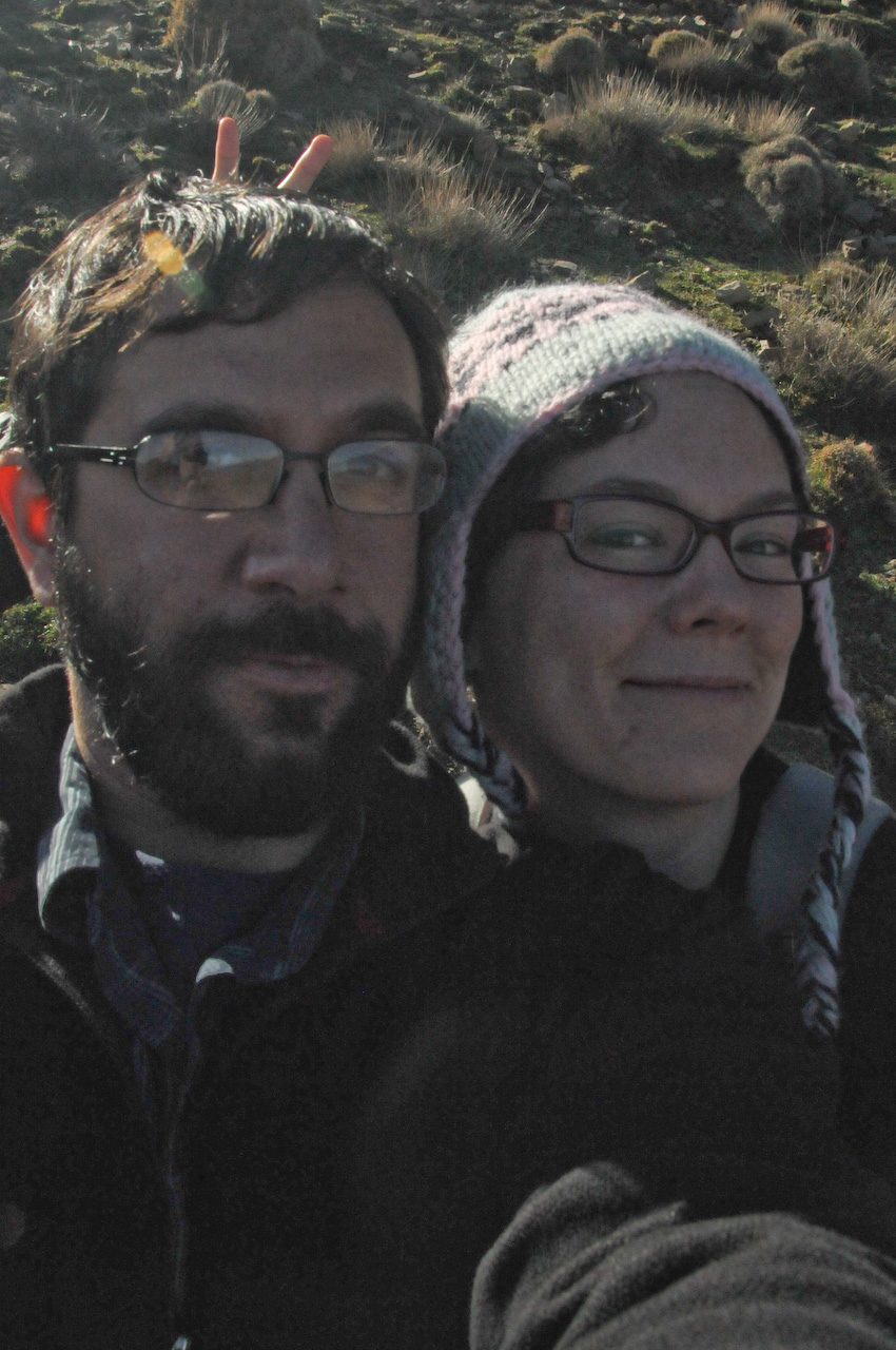 Mo says you cant take myspace-style photos with an SLR...