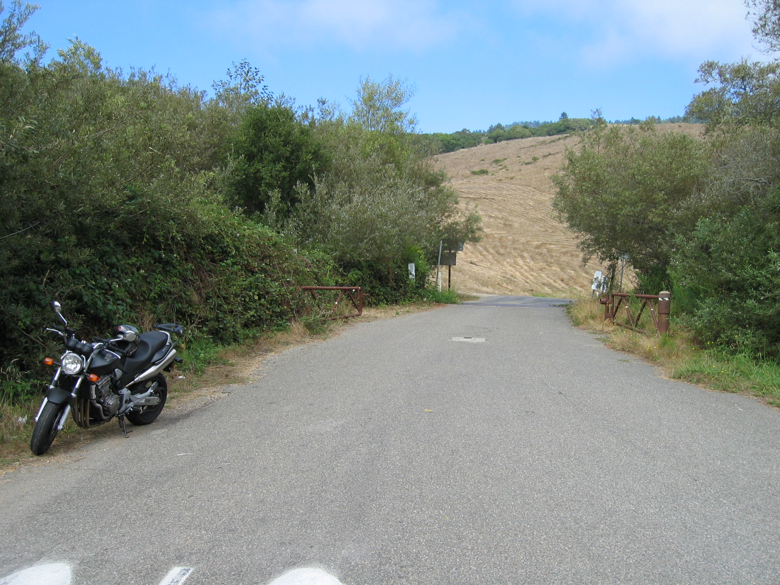 Bolinas end of Fairfax-Bolinas (no sign)